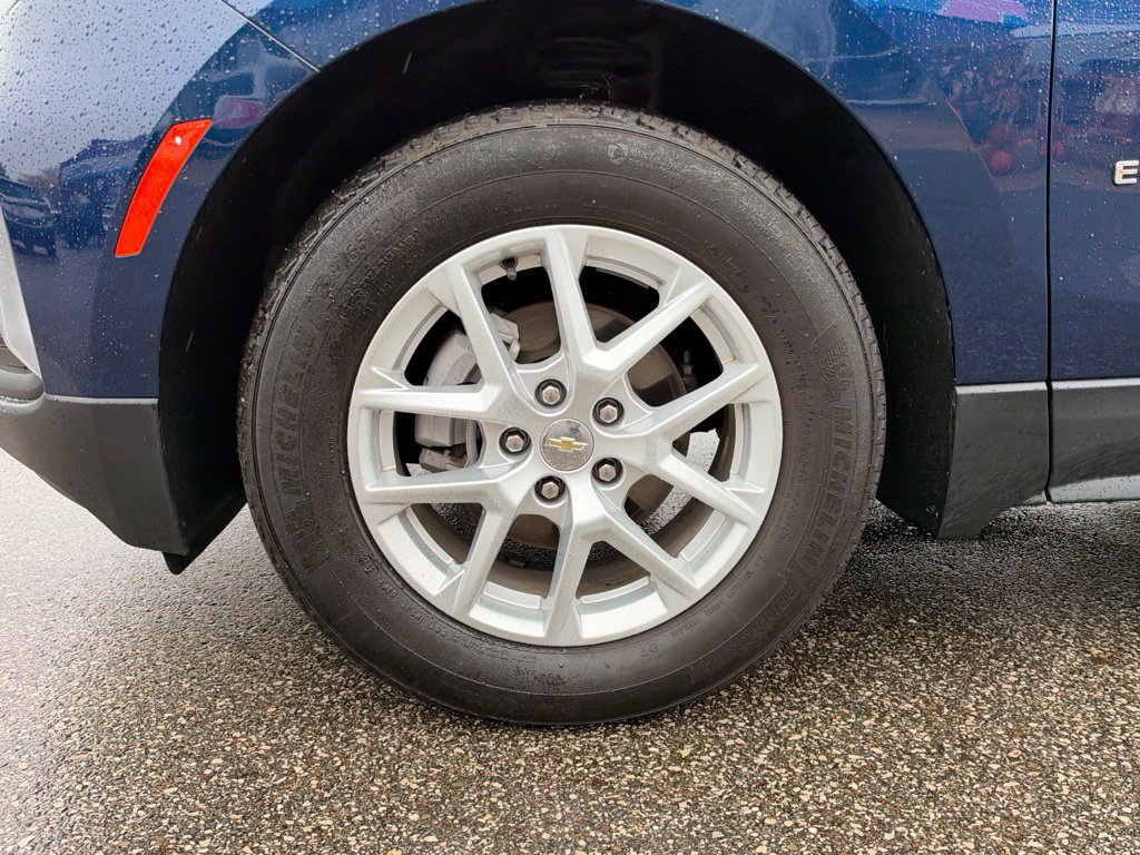 Used 2023 Chevrolet Equinox LT FWD image 25
