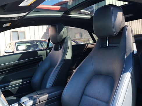 Used 2017 Mercedes-Benz E 400 4MATIC Coupe image 13