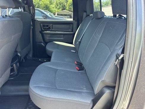 Used 2024 RAM 2500 Tradesman w/ Chrome Appearance Group AWD/4WD image 13