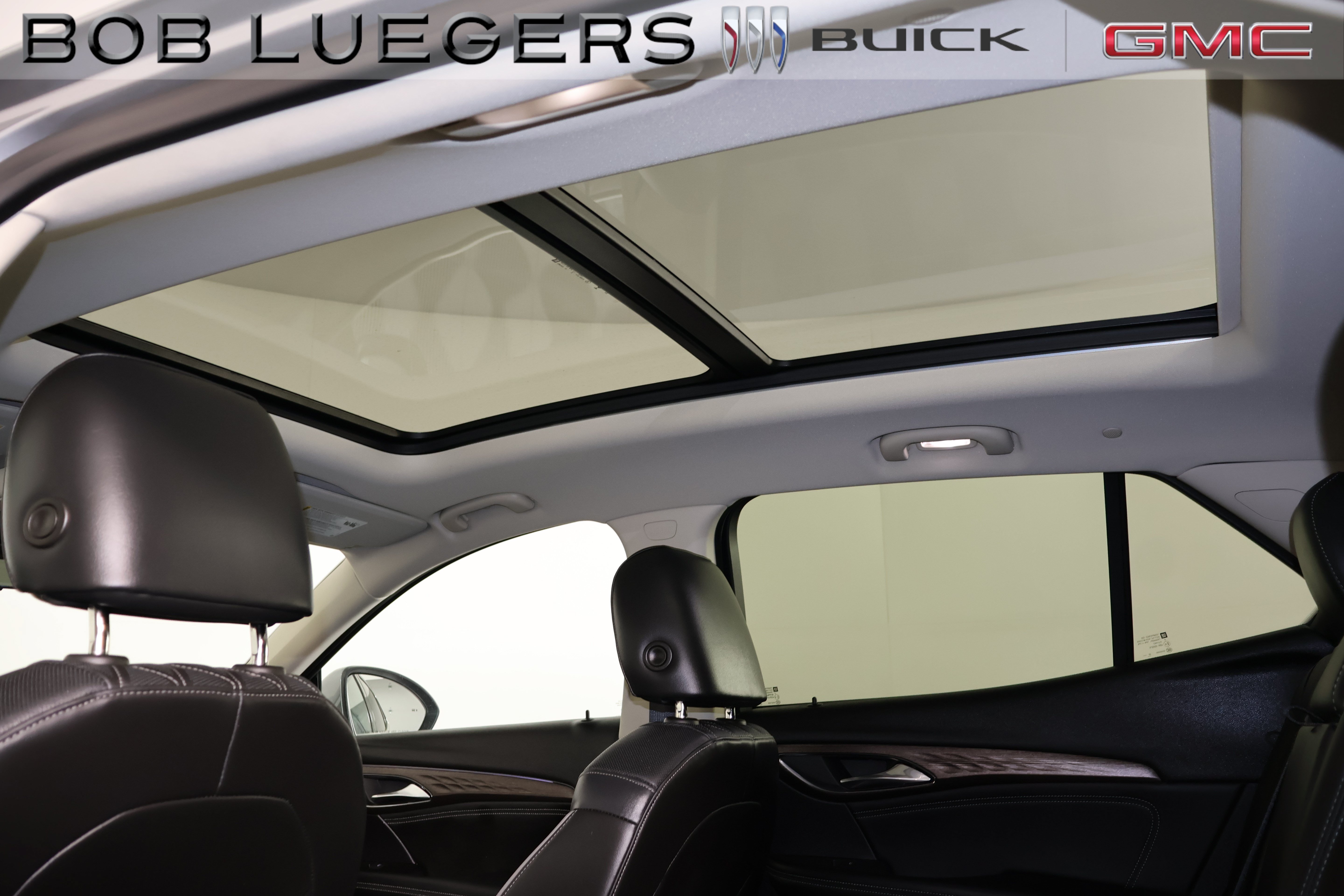 Certified 2023 Buick Envision Avenir AWD/4WD image 14