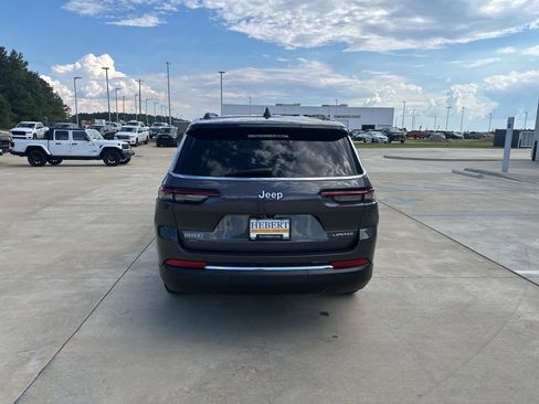 Used 2025 Jeep Grand Cherokee L Limited image 6