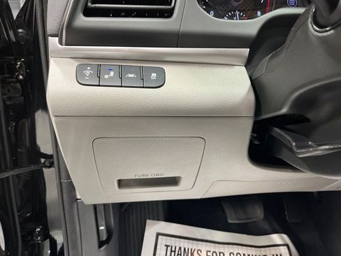 Used 2019 Hyundai Elantra Value Edition FWD image 16