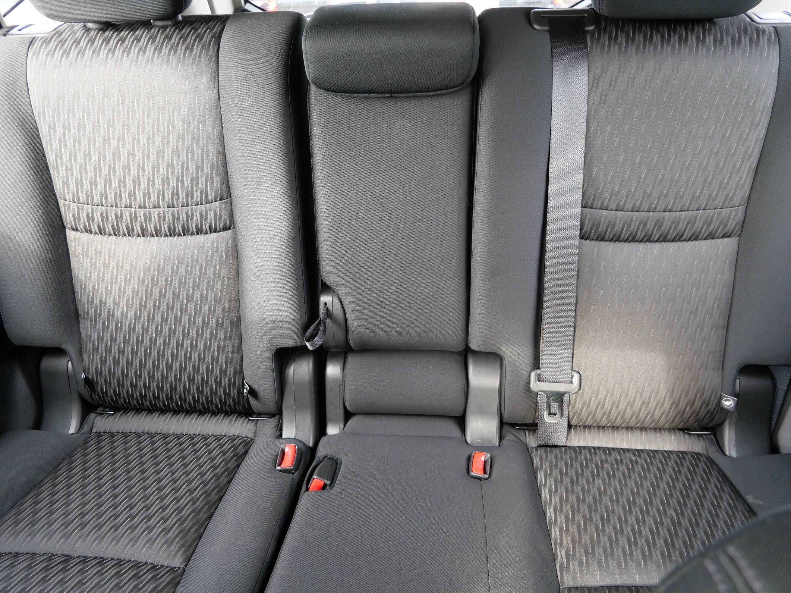 Used 2020 Nissan Rogue S AWD/4WD image 13
