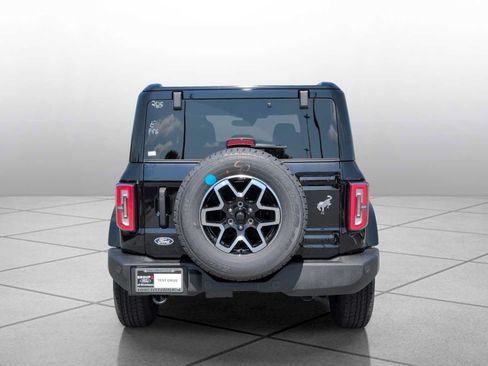 New 2026 Ford Bronco Outer Banks AWD/4WD image 14