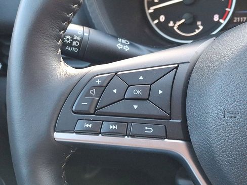 Used 2025 Nissan Sentra SV w/ All-Weather Package image 17