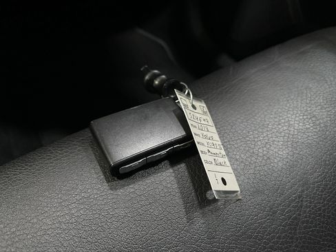 Used 2018 Volvo XC90 T5 Momentum w/ Convenience Package image 39