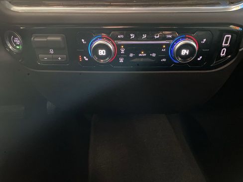 Certified 2022 GMC Sierra 1500 Elevation image 7