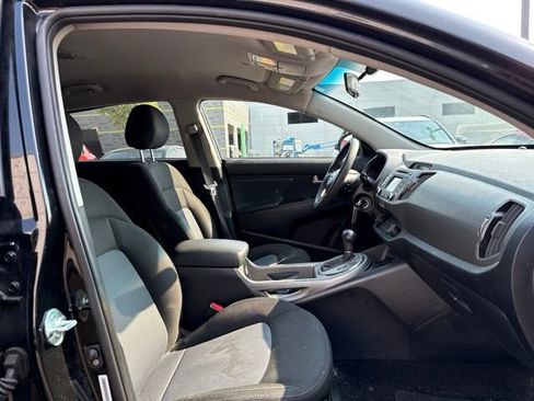 Used 2014 Kia Sportage LX AWD/4WD image 9