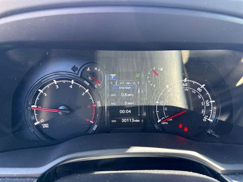 Used 2024 Toyota 4Runner SR5 image 19