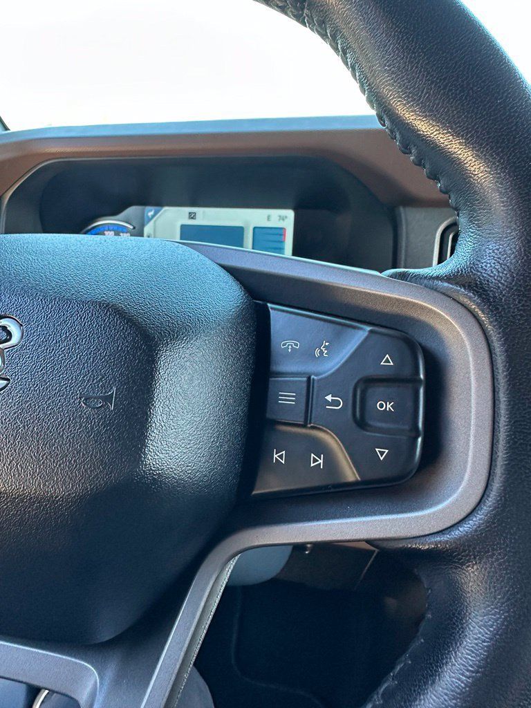 Used 2024 Ford Bronco Outer Banks AWD/4WD image 18
