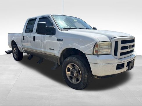 Used 2005 Ford F350 Lariat AWD/4WD image 5
