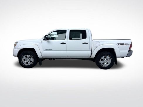 Used 2015 Toyota Tacoma 4x4 Double Cab w/ TRD Off-Road Package image 11