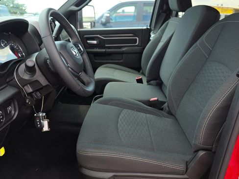 Used 2026 RAM 2500 Big Horn AWD/4WD image 7