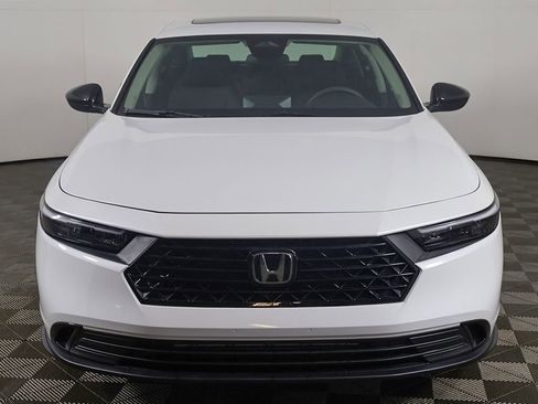 Certified 2025 Honda Accord SE image 11