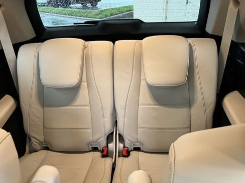 Certified 2022 Mercedes-Benz GLS 450 4MATIC image 34