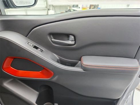 New 2026 Nissan Frontier PRO-4X w/ Pro-4x Convenience Package image 36