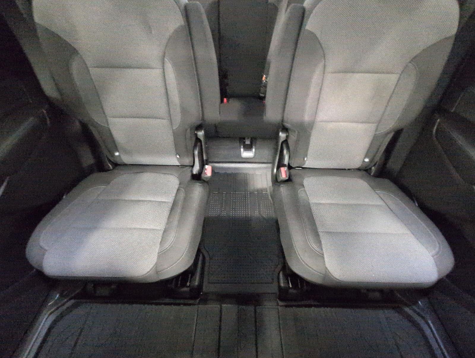 Certified 2023 Chevrolet Traverse LT w/ LPO, Floor Liner Package AWD/4WD image 24