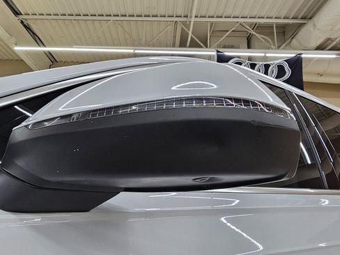 Used 2018 Audi Q7 3.0T Prestige w/ Prestige Package image 11