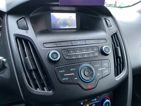 Used 2018 Ford Focus SE image 21