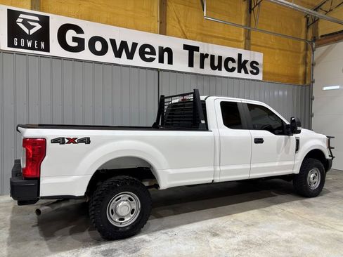 Used 2017 Ford F250 XL w/ Power Equipment Group image 6