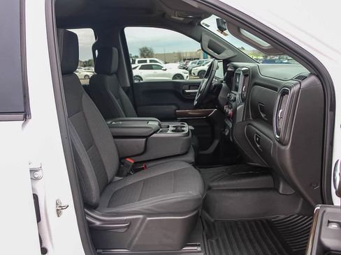 Used 2019 Chevrolet Silverado 1500 LT w/ All-Star Edition image 16