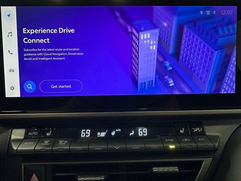 Used 2025 Toyota Camry XSE image 26