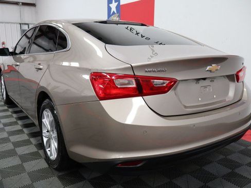 Used 2023 Chevrolet Malibu LT w/ Driver Confidence Package FWD image 11