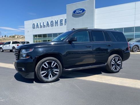 Used 2018 Chevrolet Tahoe Premier AWD/4WD image 17