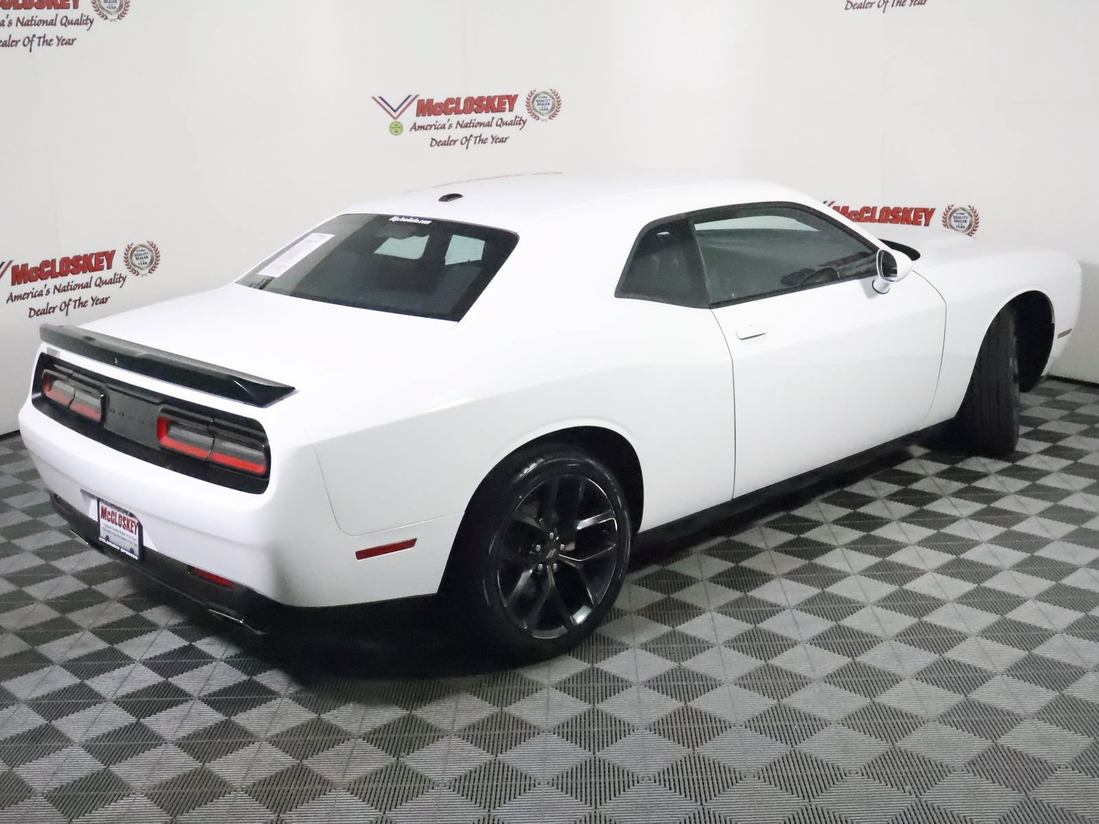 Used 2022 Dodge Challenger SXT w/ Blacktop Package RWD image 4