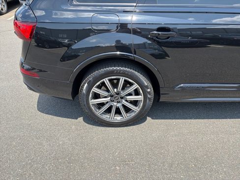 Used 2023 Audi Q7 2.0T Premium Plus AWD/4WD image 23