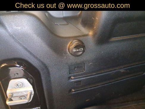 Certified 2019 Jeep Wrangler Unlimited Sahara w/ Cold Weather Group AWD/4WD image 29