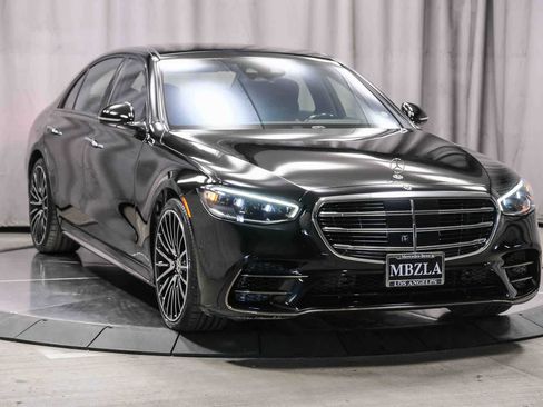 Certified 2023 Mercedes-Benz S 580 4MATIC Sedan image 5