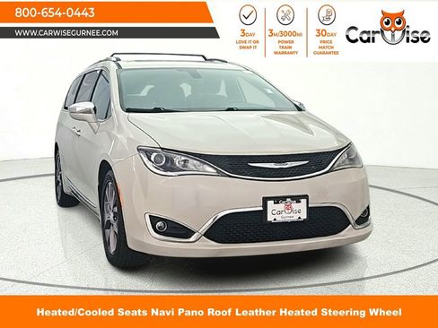 Used 2020 Chrysler Pacifica Limited FWD image 1