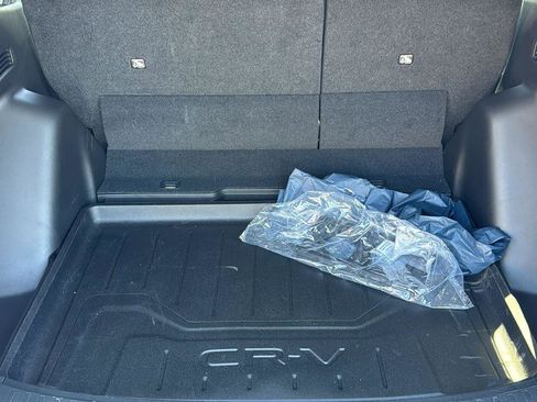 Used 2025 Honda CR-V EX image 9