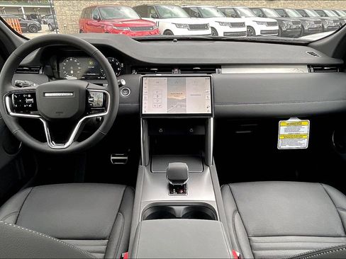 New 2026 Land Rover Discovery Sport Landmark AWD/4WD image 8