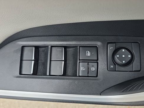 Used 2024 Toyota RAV4 Limited w/ Advanced Technology Package AWD/4WD image 29