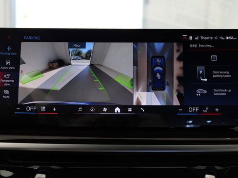 Used 2025 BMW X7 M60i image 15