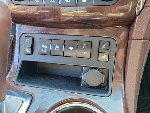 Used 2013 Buick Enclave Premium w/ Trailering Provision Package image 26