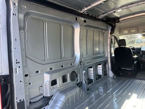 Used 2023 Ford Transit 350 Medium Roof image 28
