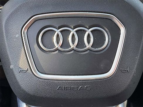 Used 2022 Audi Q5 2.0T Premium Plus w/ Premium Plus Package image 24