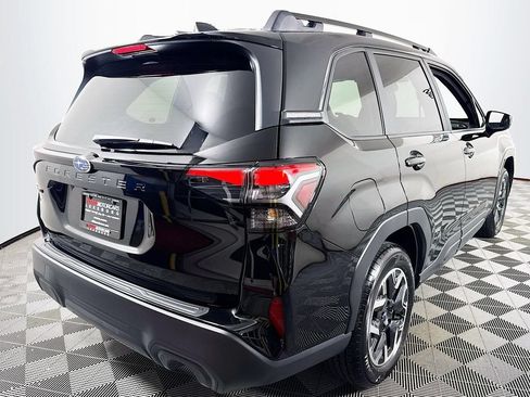 Used 2026 Subaru Forester Premium AWD/4WD image 7