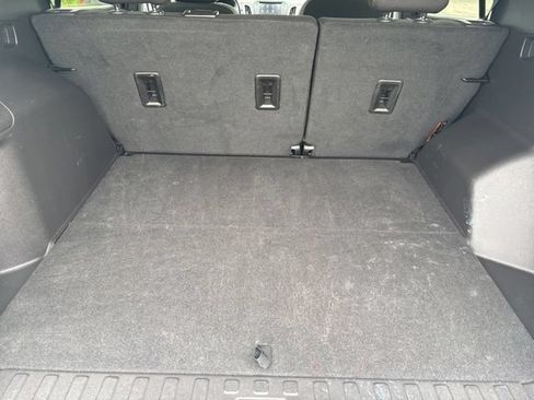 Used 2024 Chevrolet Equinox LT AWD/4WD image 12