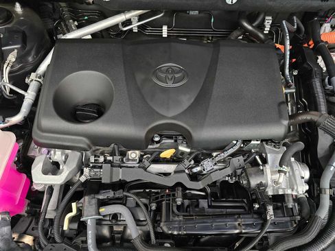 Certified 2024 Toyota RAV4 XSE w/ Weather Package AWD/4WD image 9