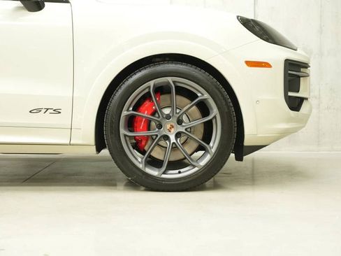 New 2026 Porsche Cayenne GTS AWD/4WD image 42