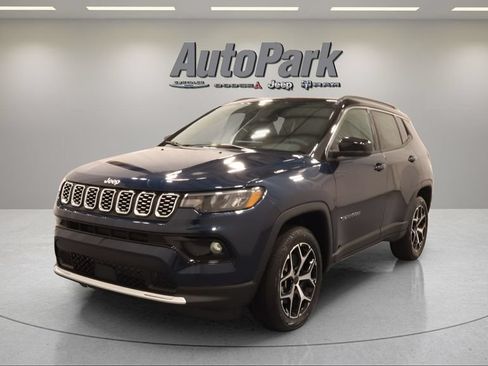 Used 2026 Jeep Compass Limited w/ Sun, Sound & Navigation Group AWD/4WD image 3