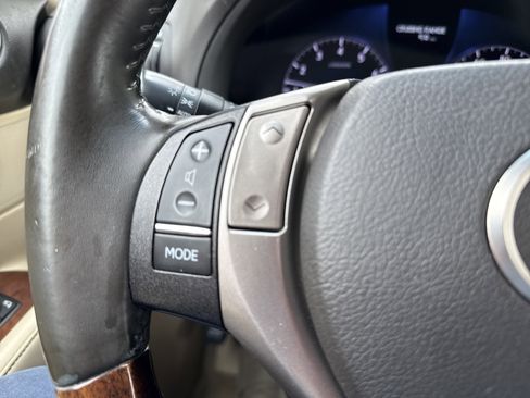 Used 2013 Lexus RX 350 AWD w/ Premium Pkg image 26