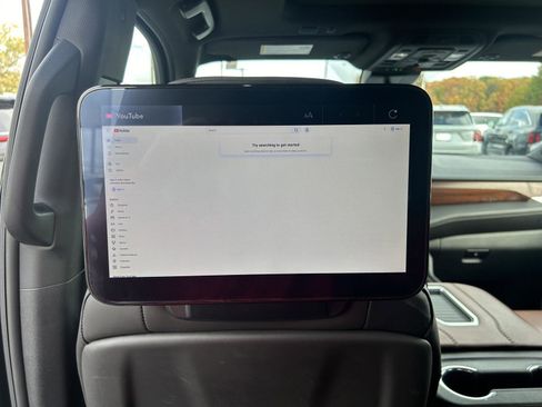 Used 2023 GMC Yukon Denali Ultimate image 14