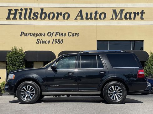 Used 2015 Ford Expedition Platinum AWD/4WD image 3