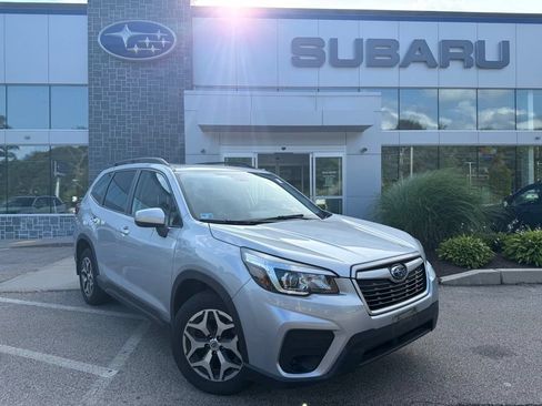 Used 2019 Subaru Forester Premium AWD/4WD image 1
