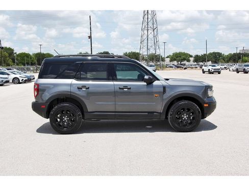 Used 2026 Ford Bronco Sport Badlands AWD/4WD image 2